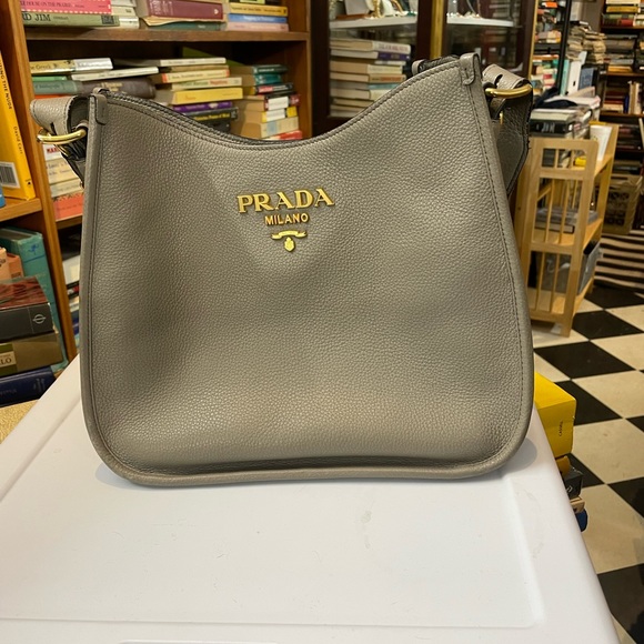 Prada Milano - brand new! - Picture 9 of 12